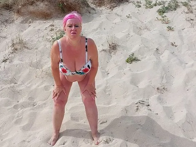 Am Strand und in den Dühnen gewichst