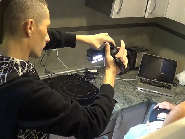 Webcam porn shoo fucked bareback in the kitchen