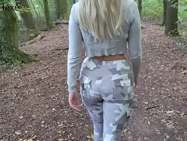 PUBLIC! Joggerin im Wald erkannt und gefickt!