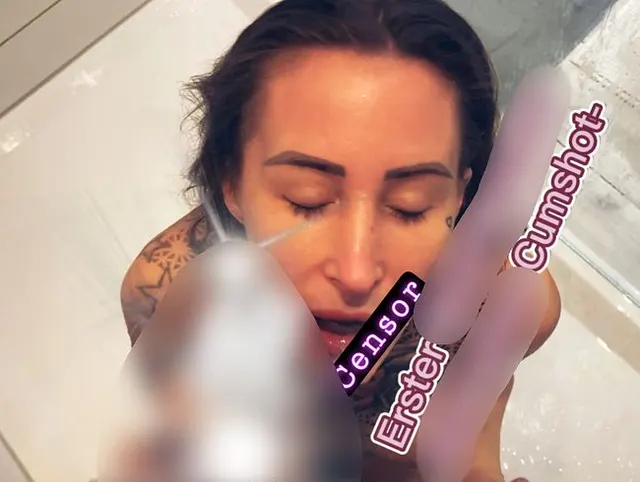 Erster DEEPTHROAT -mit CUMSHOT