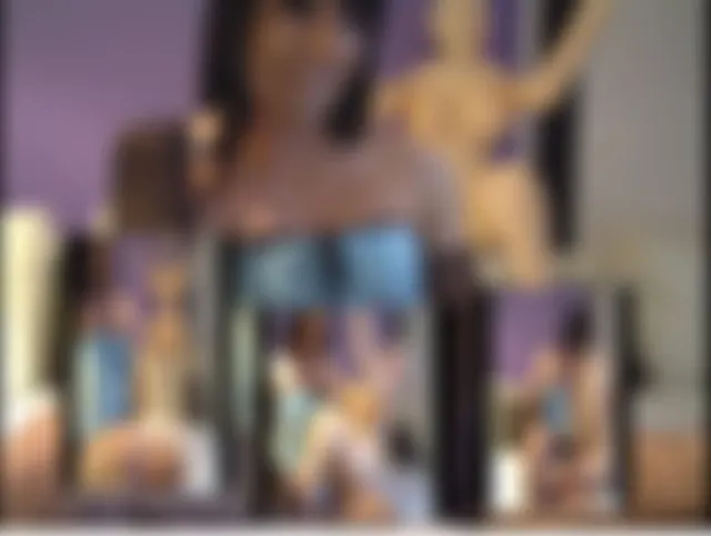 Wie soll ich sie FICKEN...?! LOVE-DOLL Sex..!