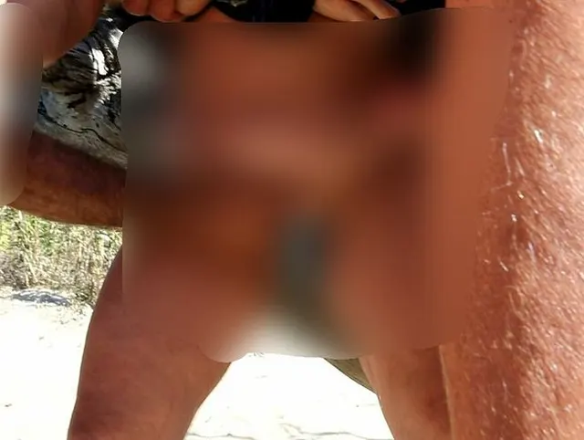 Ich werde am Strand von Cap d` Agde zum Squirten gebracht