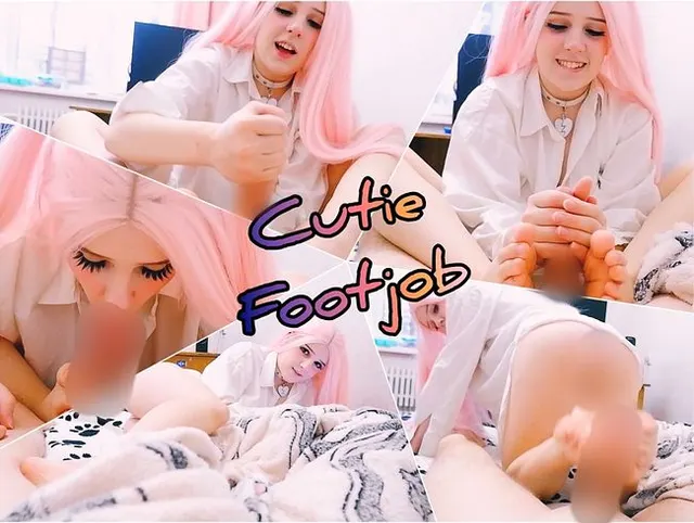 Süße Footjob