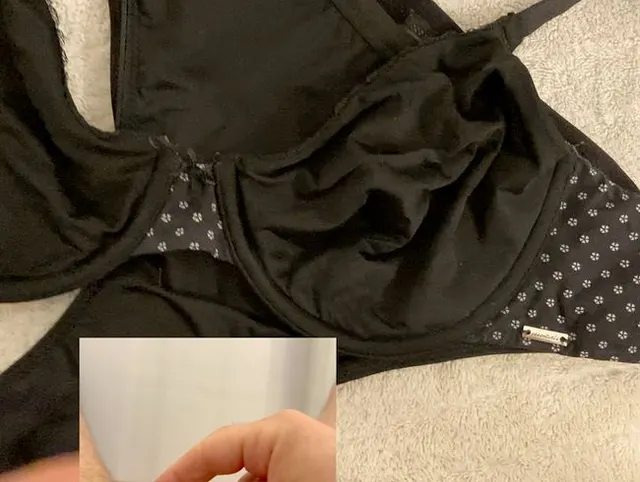 4x gespritzt: Schuhe BH und Höschen meiner süßen Freundin total nass gespritzt - Kurzversion