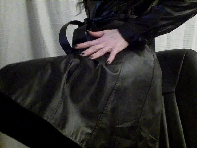 Leder total - ich weiß schon was ich mit den Lederhandschuhen anstelle
