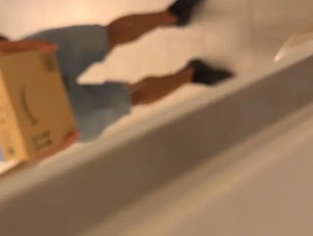 Vom Postboten gefickt
