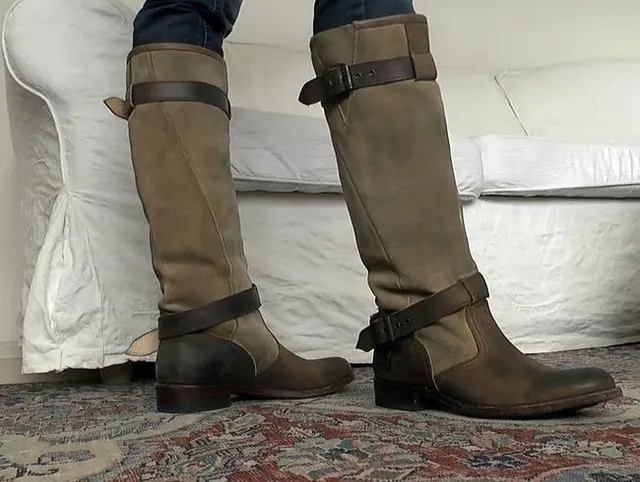 Wichsaufgabe des Tages: Spritze ab auf meine Lederstiefel Teil 14
