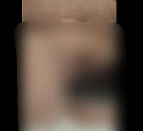 Nach dem Duschen musste noch die Muschi ihr Dusche bekommen ????