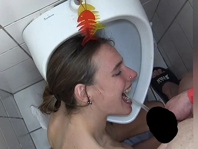 Karina als Toilette benutzt