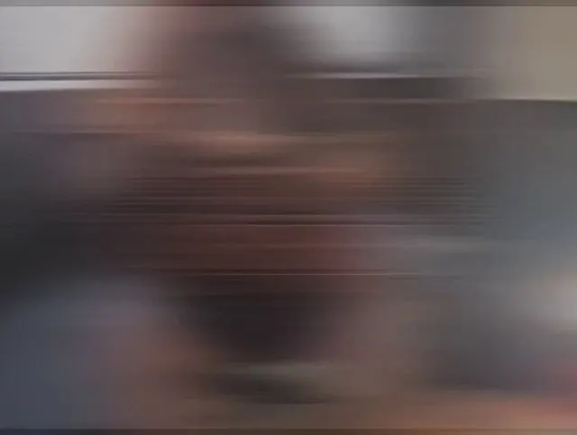 Neue Klamotten und geile Orgasmen