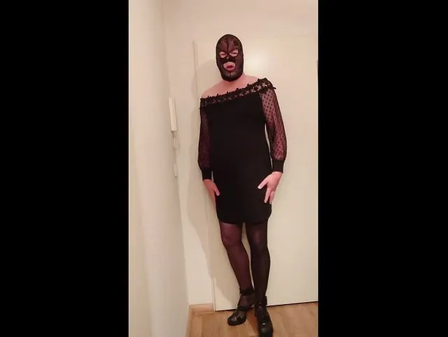 Testbestellung neuer Outfits mit Heels