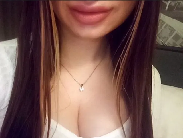 Ehefrau hat Date CUCKOLD Rollenspiel Femdom