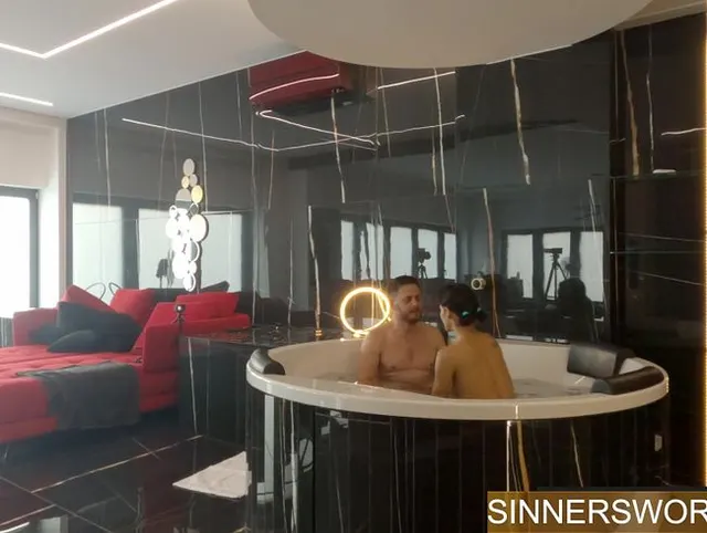 BTSCAM - Latina bekommt im Whirlpool eine Creampie verpasst - intensiver, leidenschaftlicher Sex