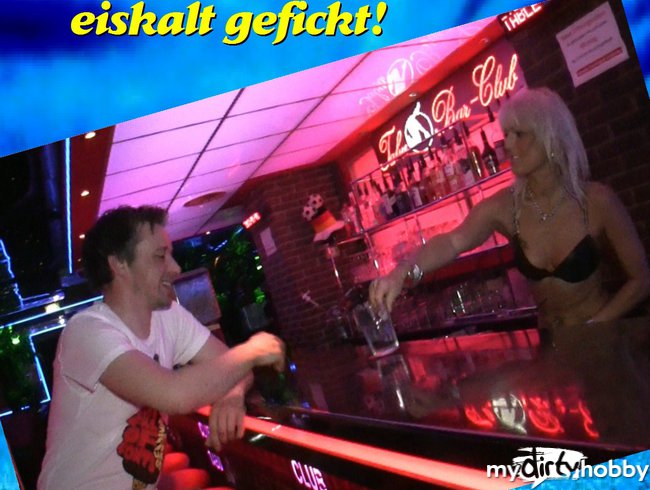 In der Tabu-Bar in Berlin-eiskalt gefick!!
