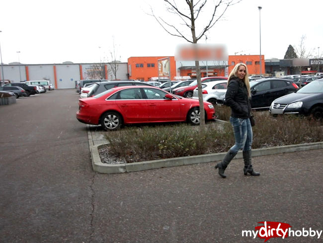 Wilsch mi Figga? Freifick aufm Parkplatz